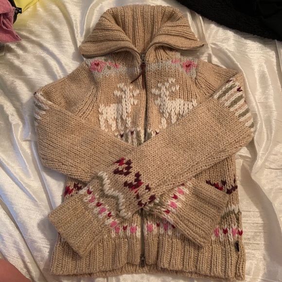 Abercrombie and Fitch Winter Sweater - Picture 2 of 4